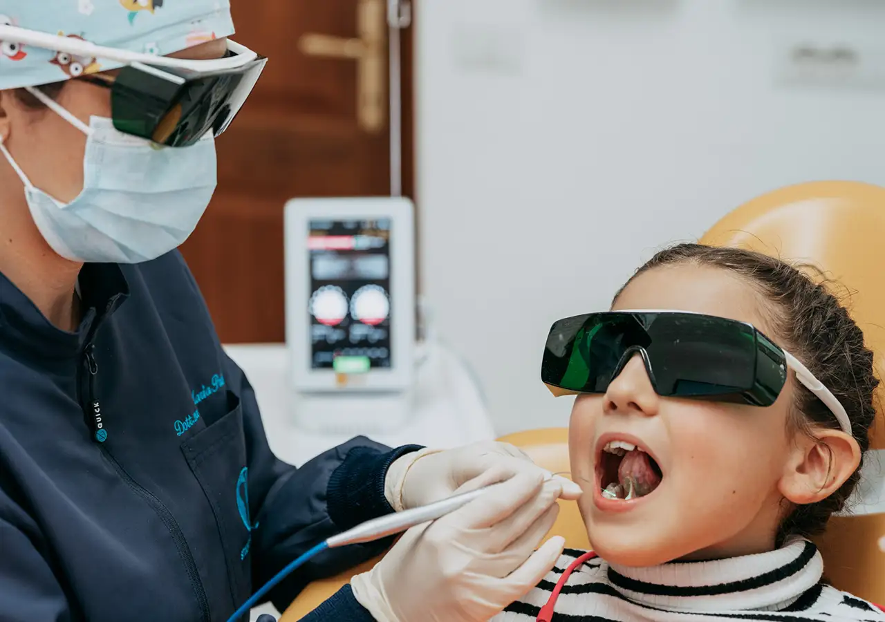 Laser a diodo (2 unità) - Studio Dentistico a Olbia - Rehabilita - Dott.ri Farre e Tilli Laser a diodo (2 unità) - Studio Dentistico a Olbia - Rehabilita - Dott.ri Farre e Tilli